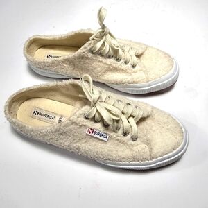 Superga Women's Cream Sneakers Size 7M/8.5W